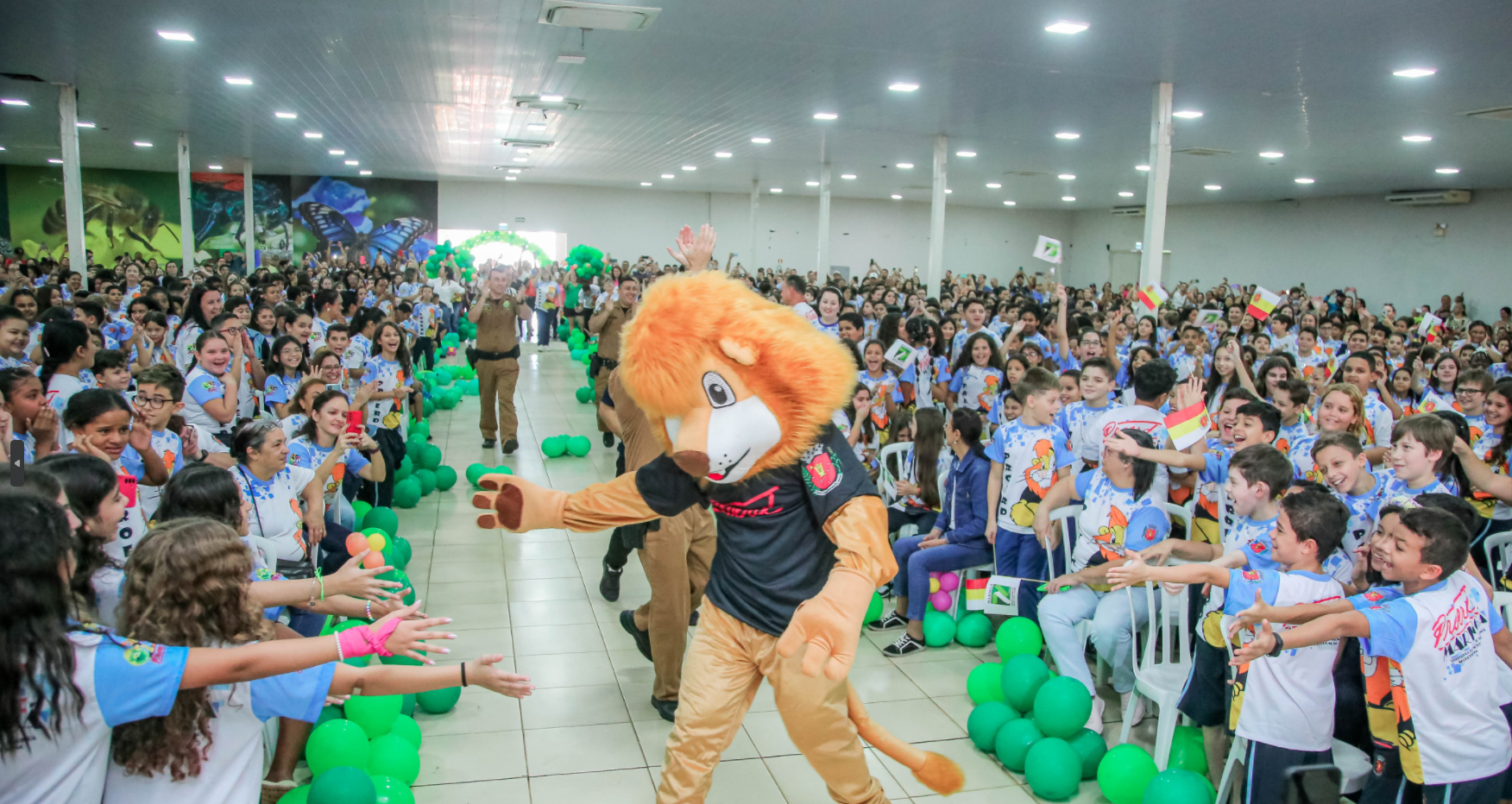 Formatura do Proerd: Mais de 1,1 Mil Alunos da Rede Municipal de Maringá Reforçam Prevenção às Drogas